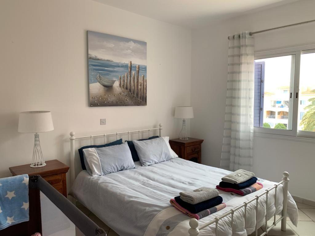 Comfortable 2 Bedroom Apartment In Popular Limnaria Gardens Pafos Dış mekan fotoğraf
