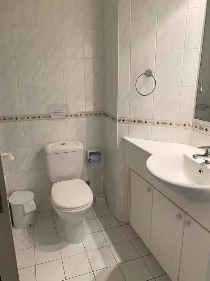 Comfortable 2 Bedroom Apartment In Popular Limnaria Gardens Pafos Dış mekan fotoğraf
