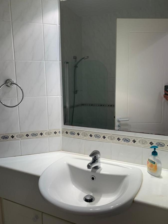Comfortable 2 Bedroom Apartment In Popular Limnaria Gardens Pafos Dış mekan fotoğraf