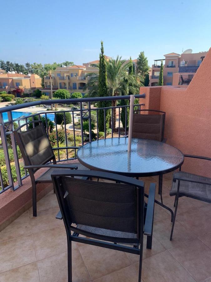 Comfortable 2 Bedroom Apartment In Popular Limnaria Gardens Pafos Dış mekan fotoğraf